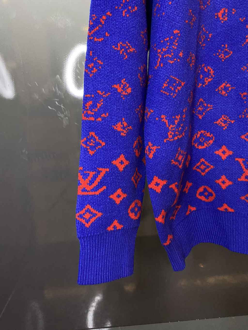 LV